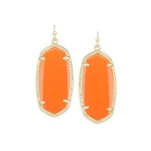 Kendra Scott Elle earrings